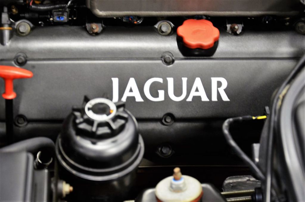 2001 Jaguar XJR  - 20303617 - 33