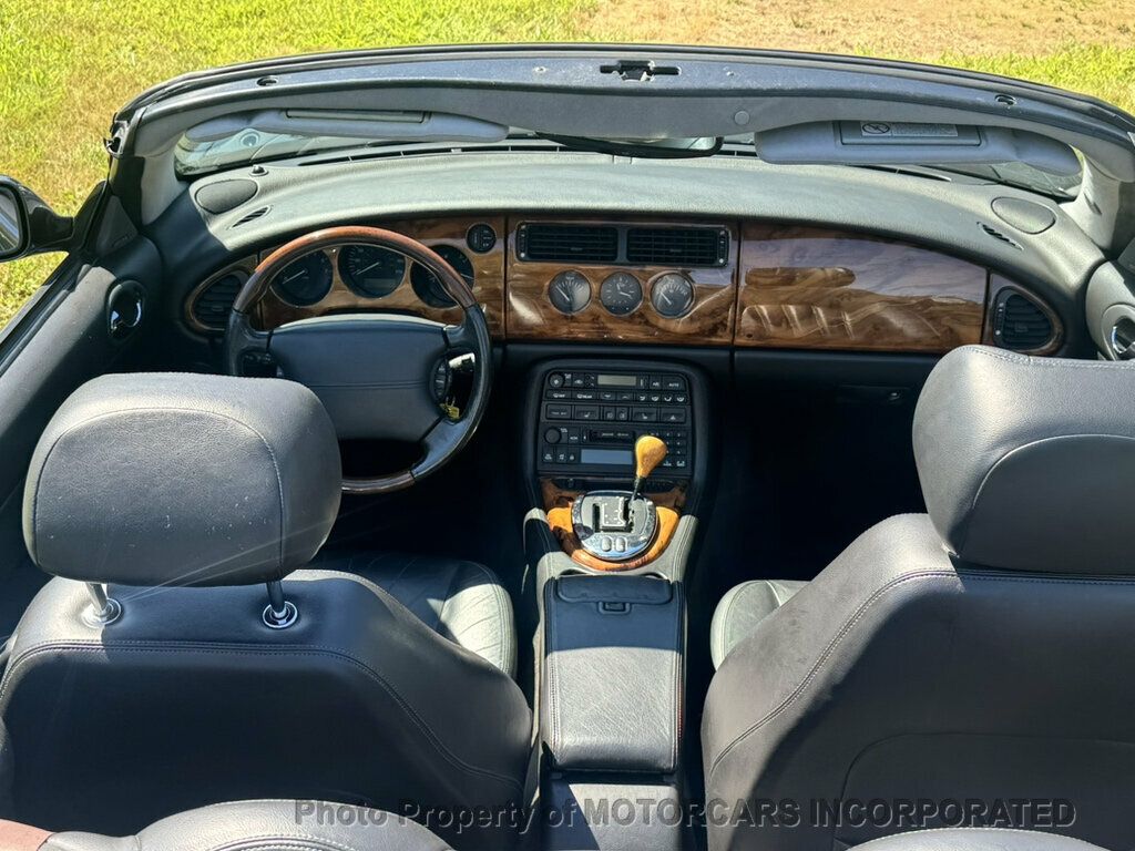 2001 Jaguar XK8 2dr Convertible - 23084943 - 10