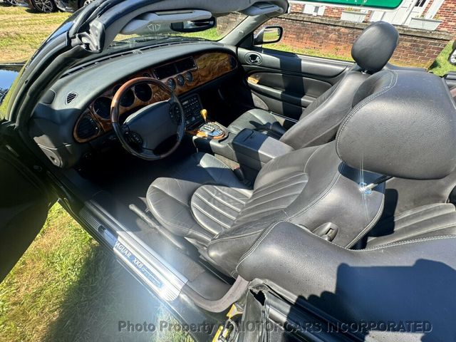 2001 Jaguar XK8 2dr Convertible - 23084943 - 12