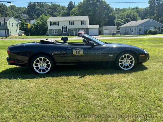 2001 Jaguar XK8 2dr Convertible - 23084943 - 17