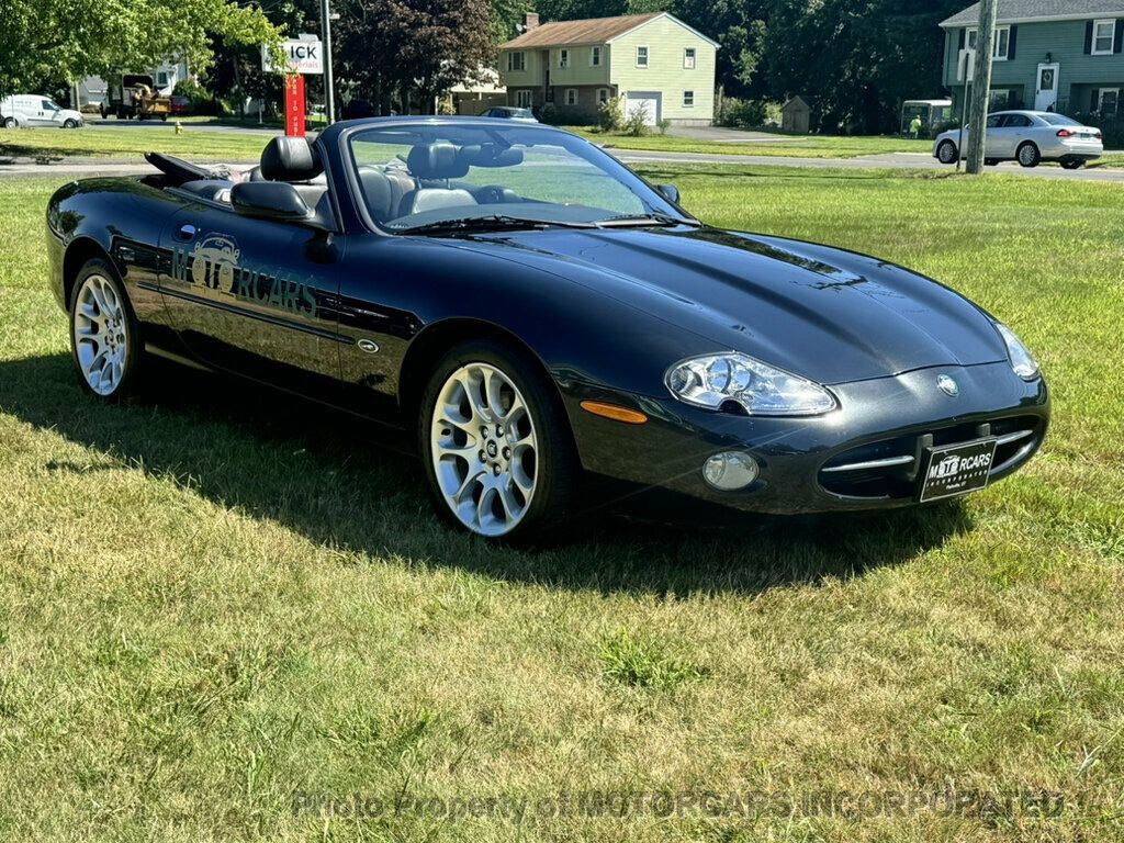 2001 Jaguar XK8 2dr Convertible - 23084943 - 1