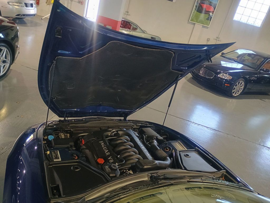 2001 Jaguar XK8 2dr Convertible Clean Carfax Florida Car - 22975971 - 36