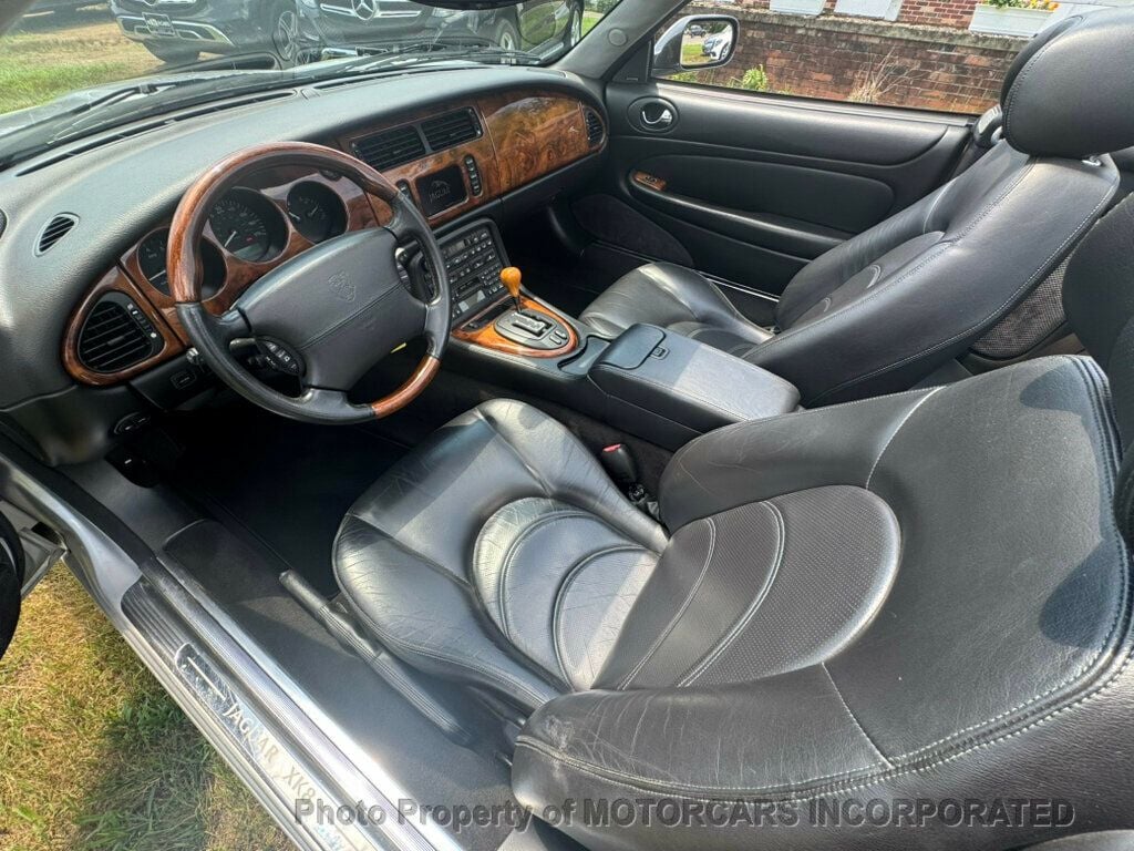 2001 Jaguar XK XKR photo 12