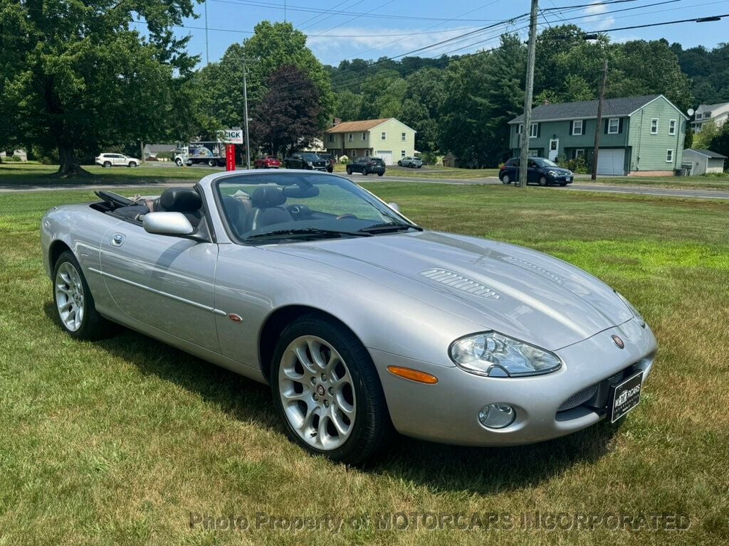 2001 Jaguar XK XKR photo 2