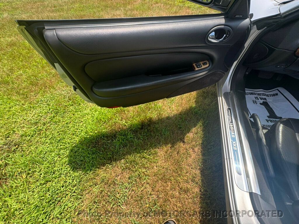 2001 Jaguar XKR SUCH A TIMELESS BEAUTY FINALLY STARTING TO APPRECIATE IN VALUE! - 22882304 - 11