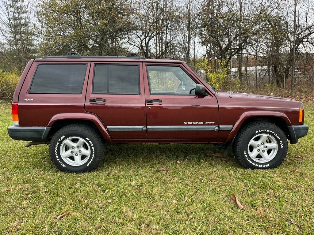 2001 Jeep Cherokee 4x4 XJ 1-Owner Garage Kept Low Miles - 22645866 - 2