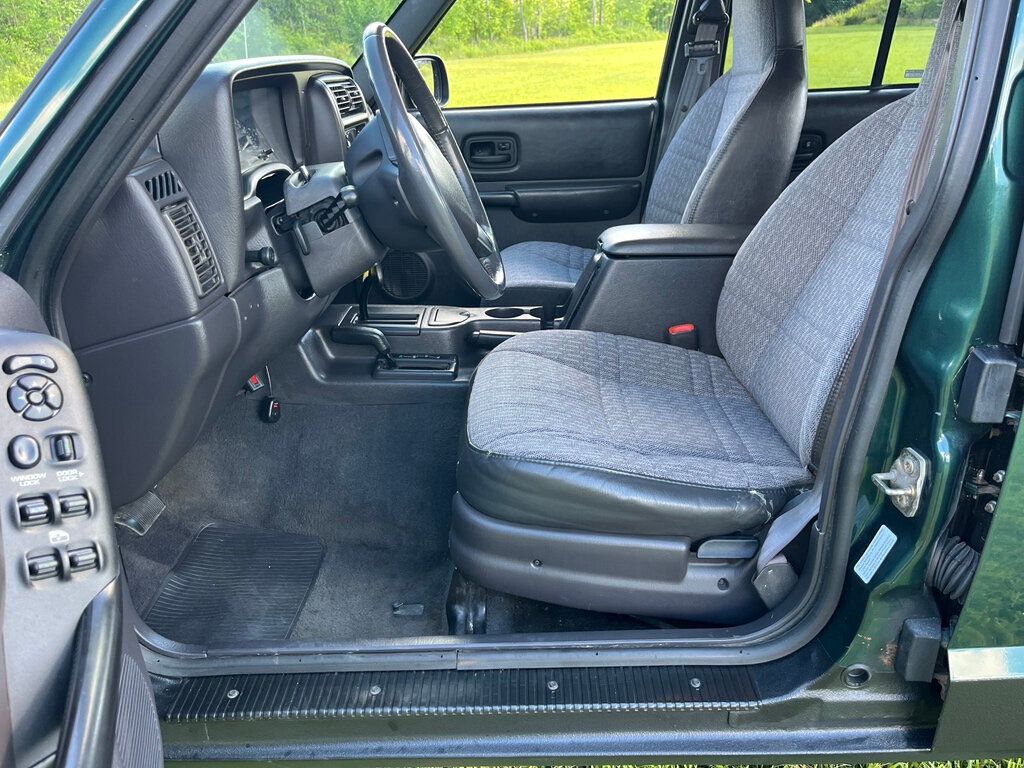 2001 Jeep Cherokee Final Year Rust Free Off Road Ready XJ Box Jeep - 23041581 - 28