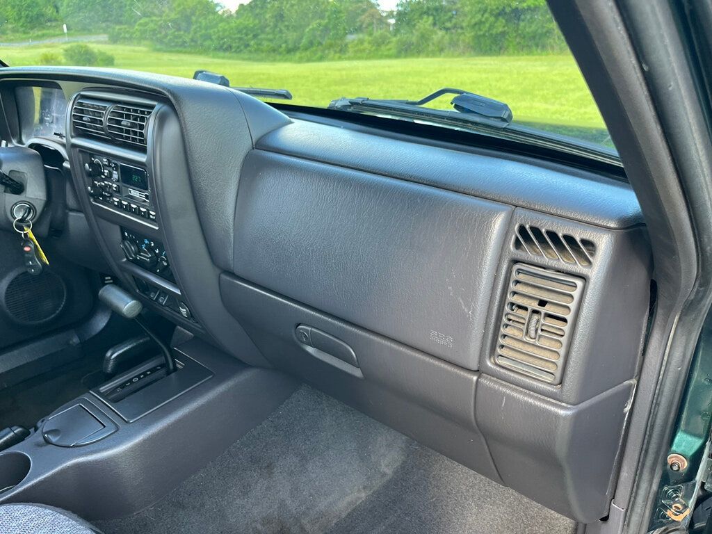 2001 Jeep Cherokee Final Year Rust Free Off Road Ready XJ Box Jeep - 23041581 - 51