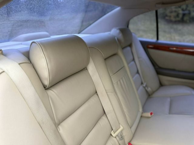 2001 Lexus GS 430 4dr Sedan - 22995450 - 16
