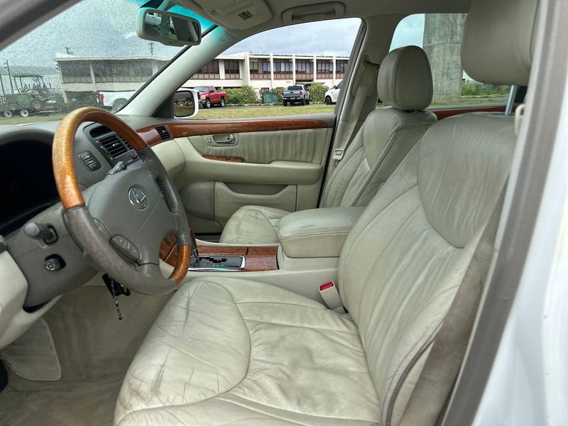 2001 Lexus LS 430 4dr Sedan - 22998351 - 11