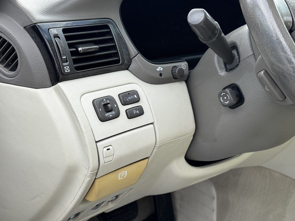 2001 Lexus LS 430 4dr Sedan - 23004319 - 9