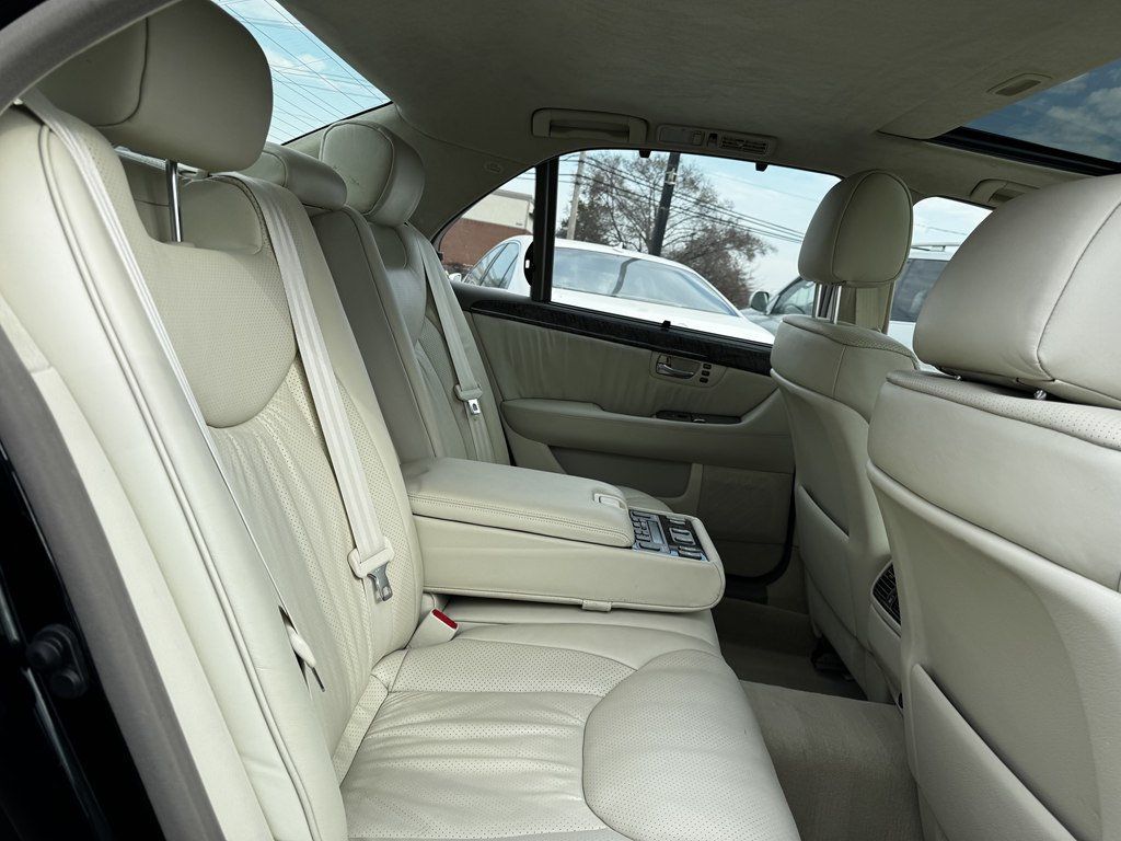 2001 Lexus LS 430 4dr Sedan - 23004319 - 18