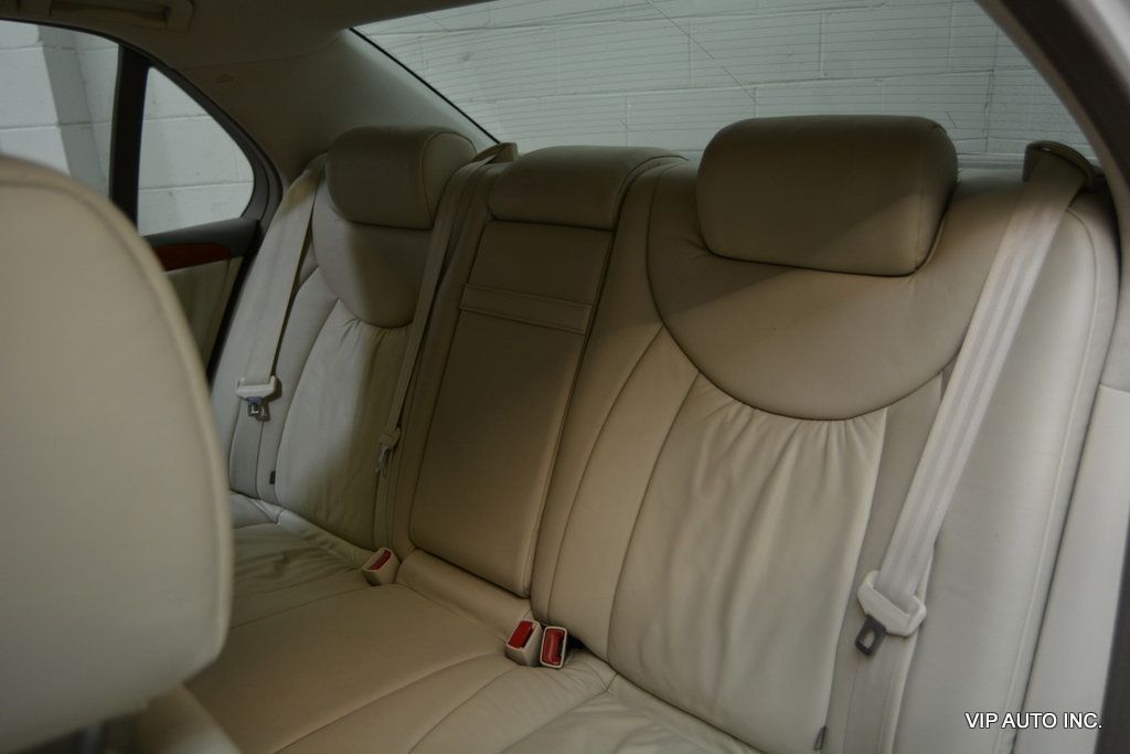 2001 Lexus LS 430 4dr Sedan - 23059630 - 24