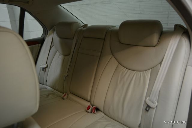 2001 Lexus LS 430 4dr Sedan - 23059630 - 31