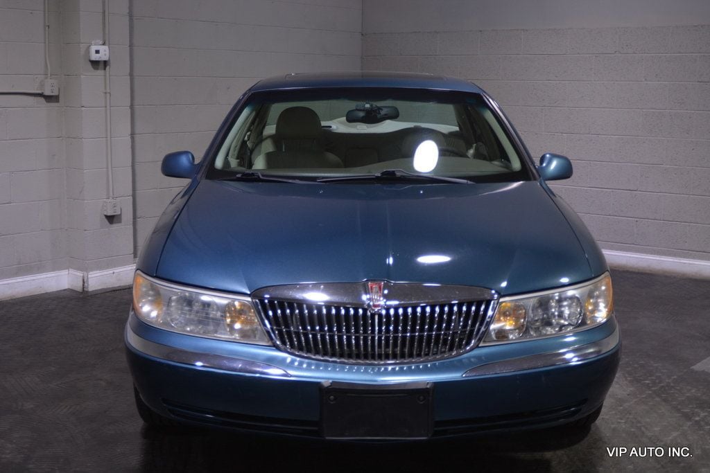 2001 Lincoln Continental 4dr Sedan - 22589545 - 23