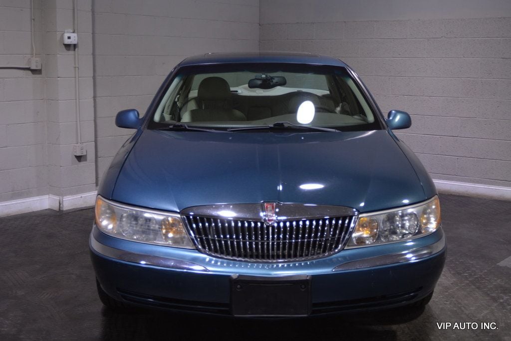 2001 Lincoln Continental 4dr Sedan - 22589545 - 4