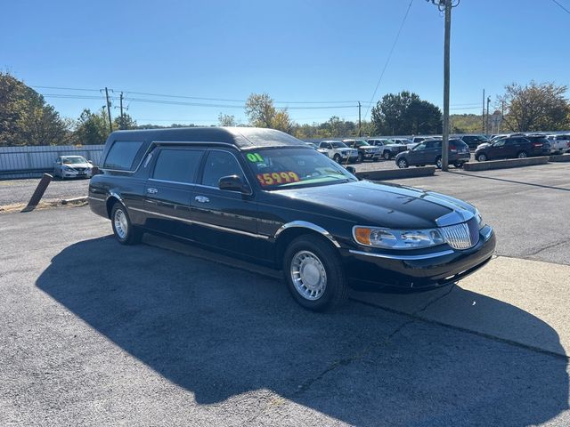 2001 Lincoln Town Car 4dr Sedan Executive - 22940321 - 2