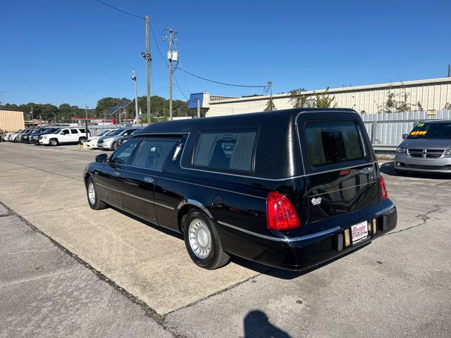 2001 Lincoln Town Car 4dr Sedan Executive - 22940321 - 5