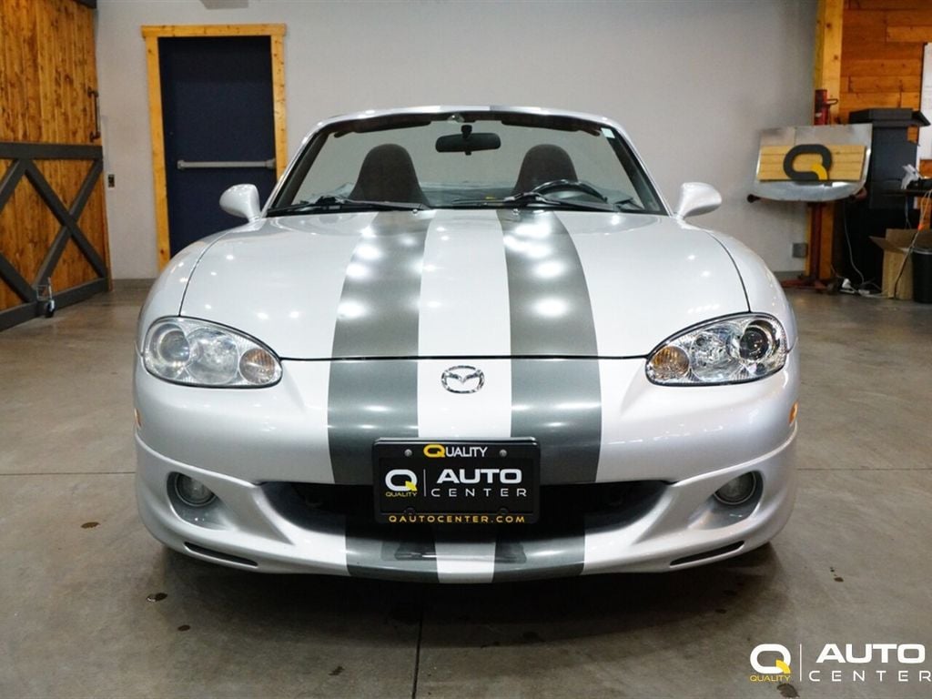 2001 Mazda MX-5 Miata 2dr Convertible LS 5-Speed Manual - 22776986 - 1