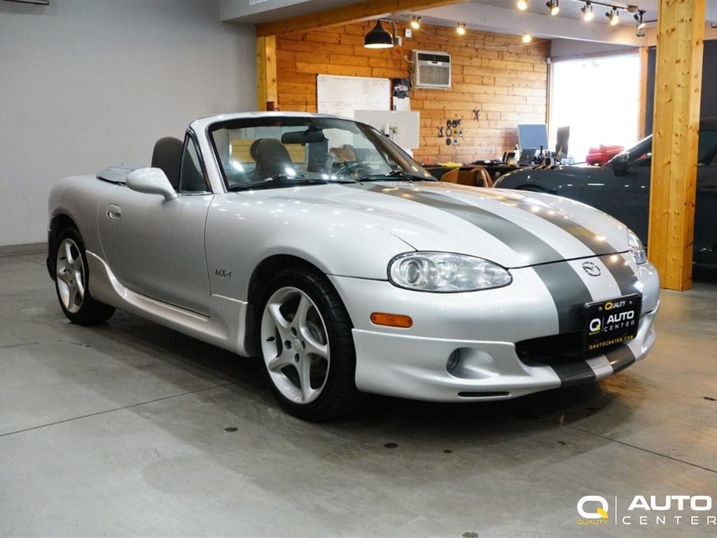 2001 Mazda MX-5 Miata 2dr Convertible LS 5-Speed Manual - 22776986 - 2