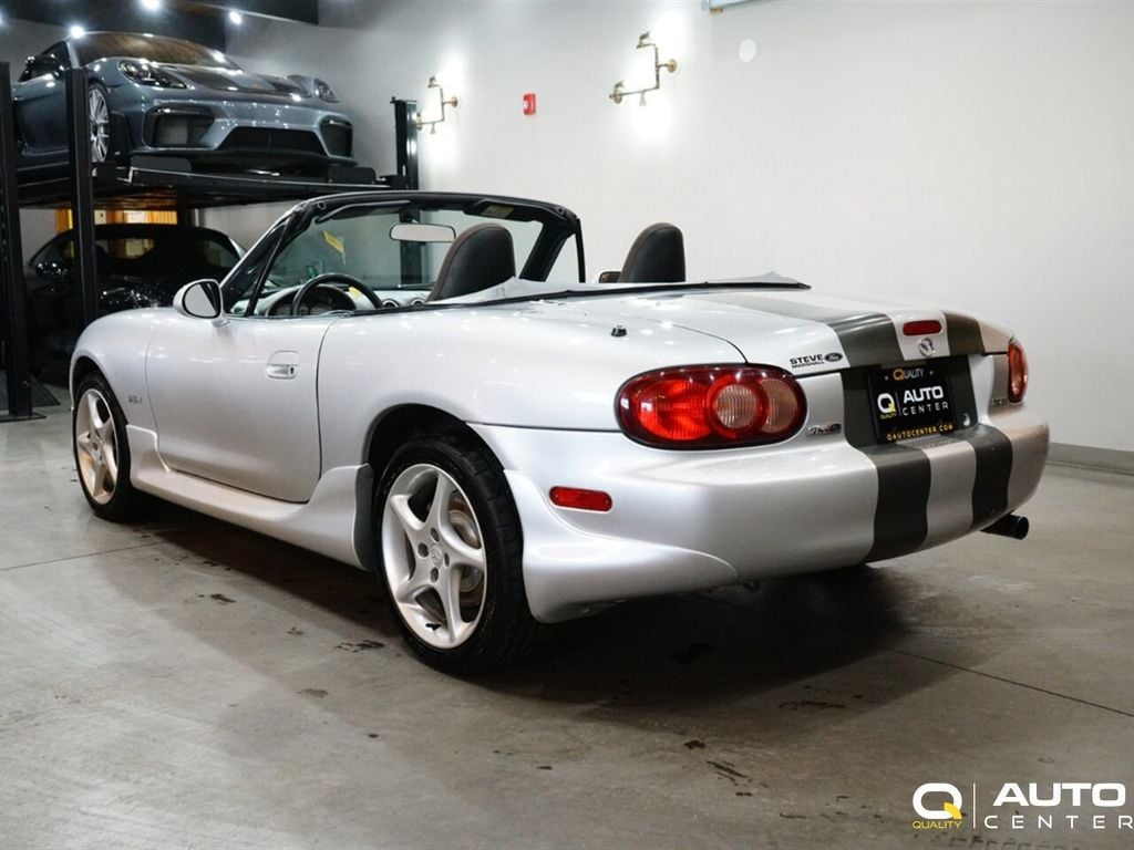 2001 Mazda MX-5 Miata 2dr Convertible LS 5-Speed Manual - 22776986 - 5