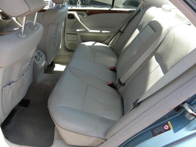 2001 Mercedes-Benz E-Class E320 4dr Sedan 3.2L AWD - 22970516 - 9