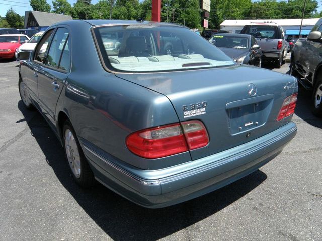 2001 Mercedes-Benz E-Class E320 4dr Sedan 3.2L AWD - 22970516 - 3