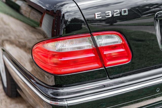 2001 Mercedes-Benz E-Class E320 4dr Sedan 3.2L AWD - 23052805 - 12