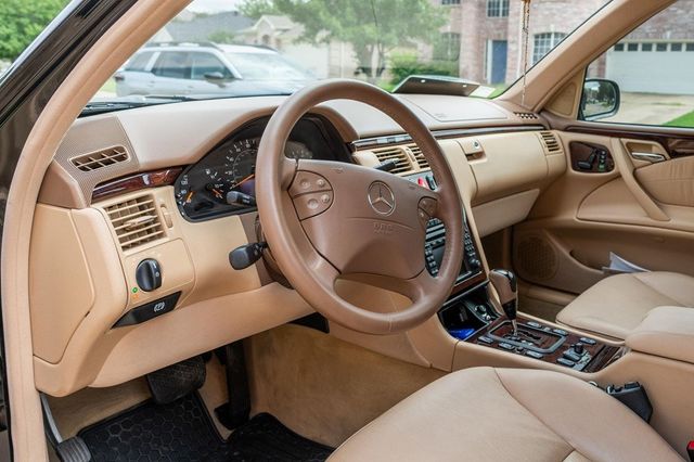 2001 Mercedes-Benz E-Class E320 4dr Sedan 3.2L AWD - 23052805 - 17