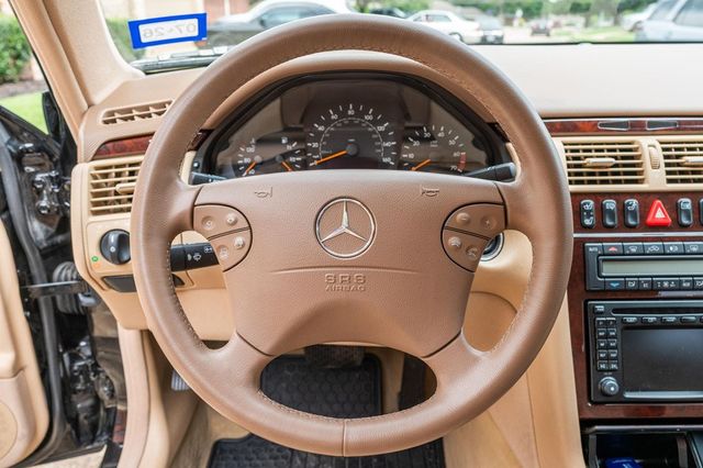 2001 Mercedes-Benz E-Class E320 4dr Sedan 3.2L AWD - 23052805 - 22