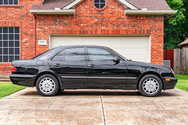 2001 Mercedes-Benz E-Class E320 4dr Sedan 3.2L AWD - 23052805 - 2
