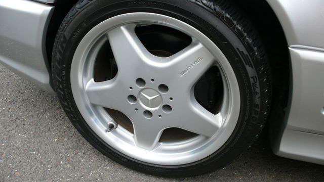 2001 Mercedes-Benz SL-Class SL500 2dr Roadster 5.0L - 19265244 - 18