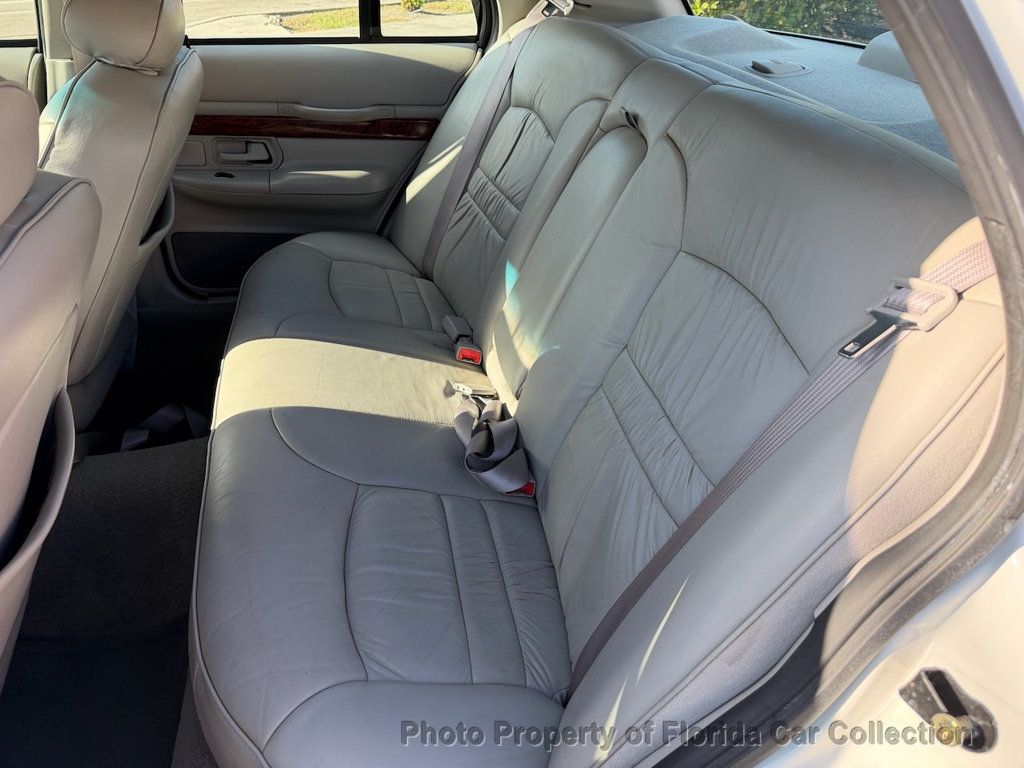 2001 Mercury Grand Marquis LS Premium Sedan Florida Edition - 22937893 - 11