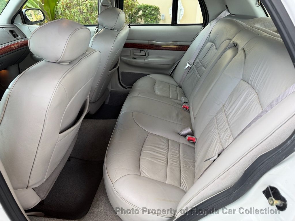 2001 Mercury Grand Marquis LS Premium Sedan Florida Edition - 22937893 - 30