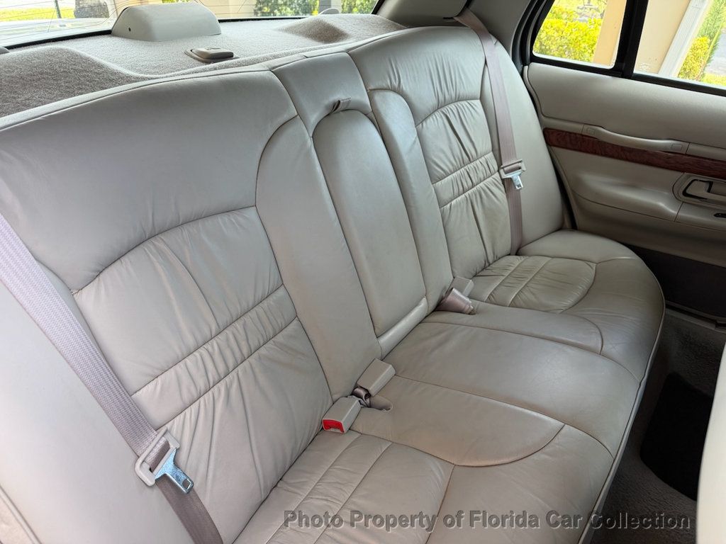 2001 Mercury Grand Marquis LS Premium Sedan Florida Edition - 22937893 - 33