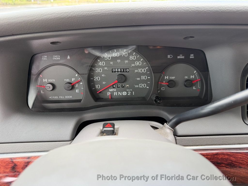 2001 Mercury Grand Marquis LS Premium Sedan Florida Edition - 22937893 - 44