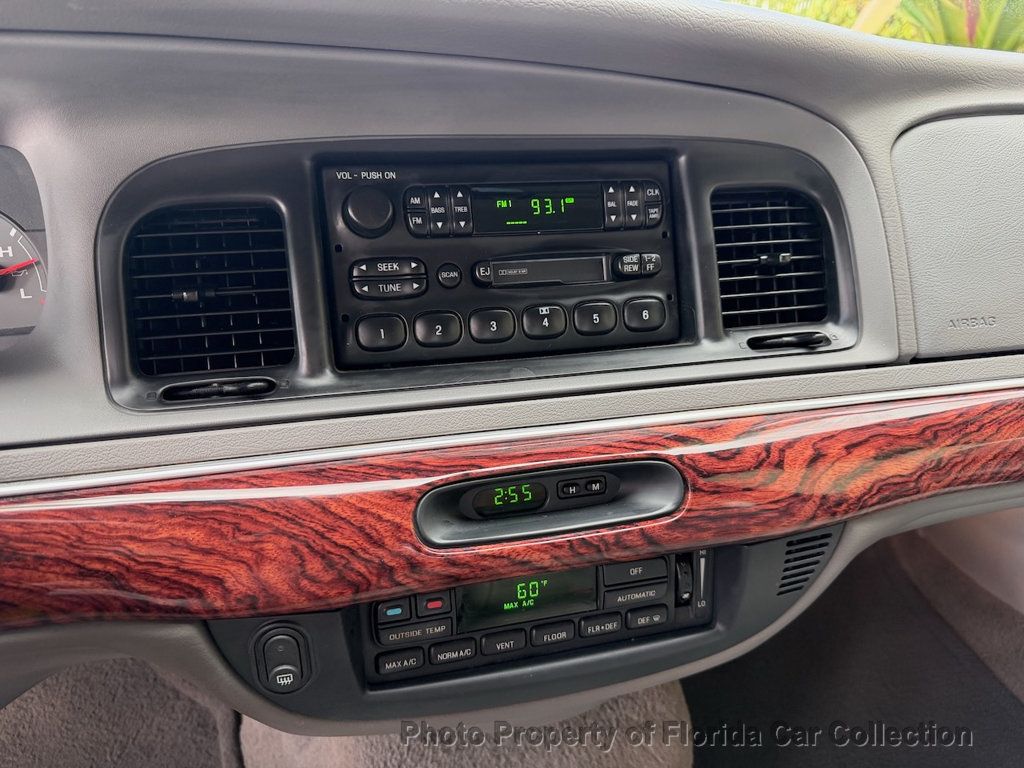 2001 Mercury Grand Marquis LS Premium Sedan Florida Edition - 22937893 - 45