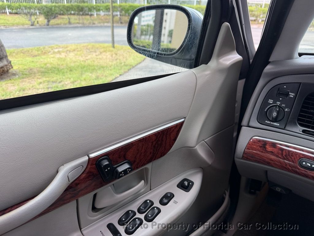 2001 Mercury Grand Marquis LS Premium Sedan Florida Edition - 22937893 - 48