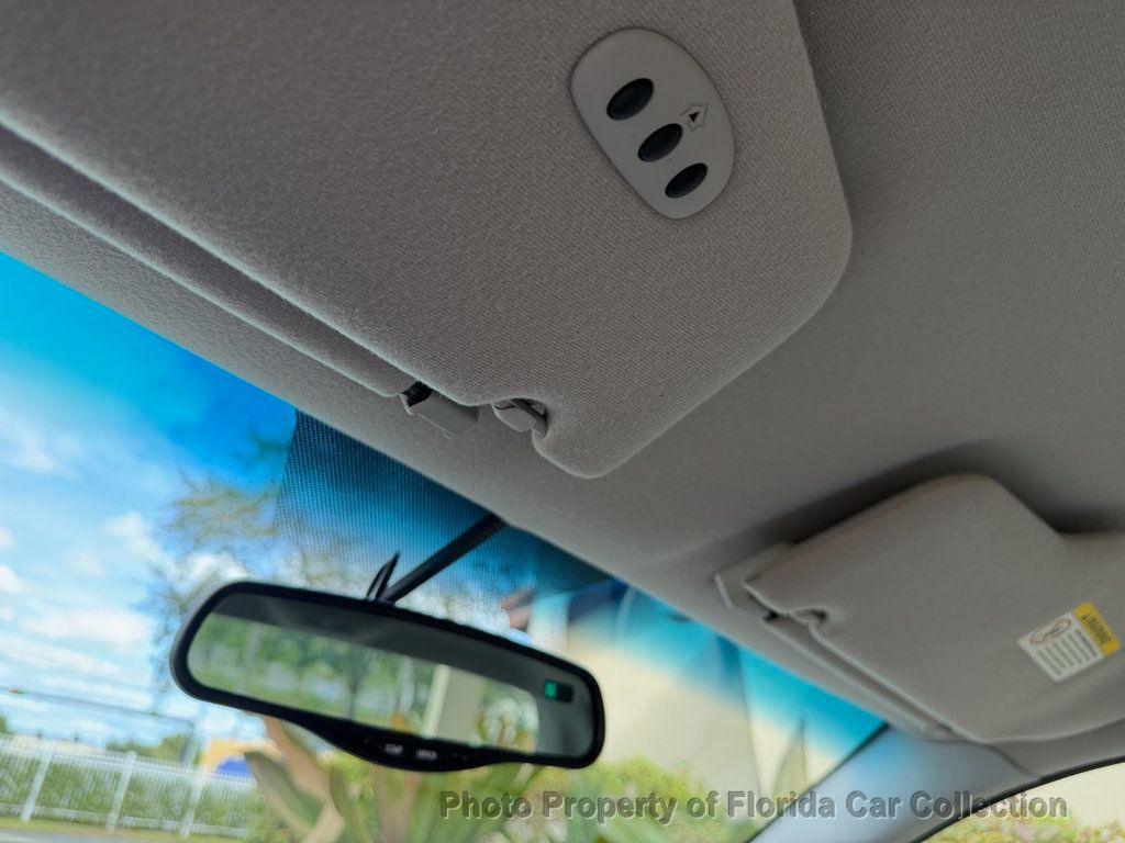 2001 Mercury Grand Marquis LS Premium Sedan Florida Edition - 22937893 - 53