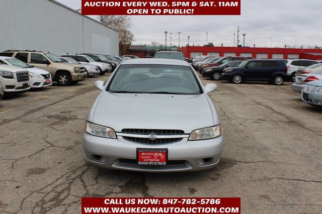 2001 Nissan Altima 4dr Sedan GXE Automatic - 22949744 - 1