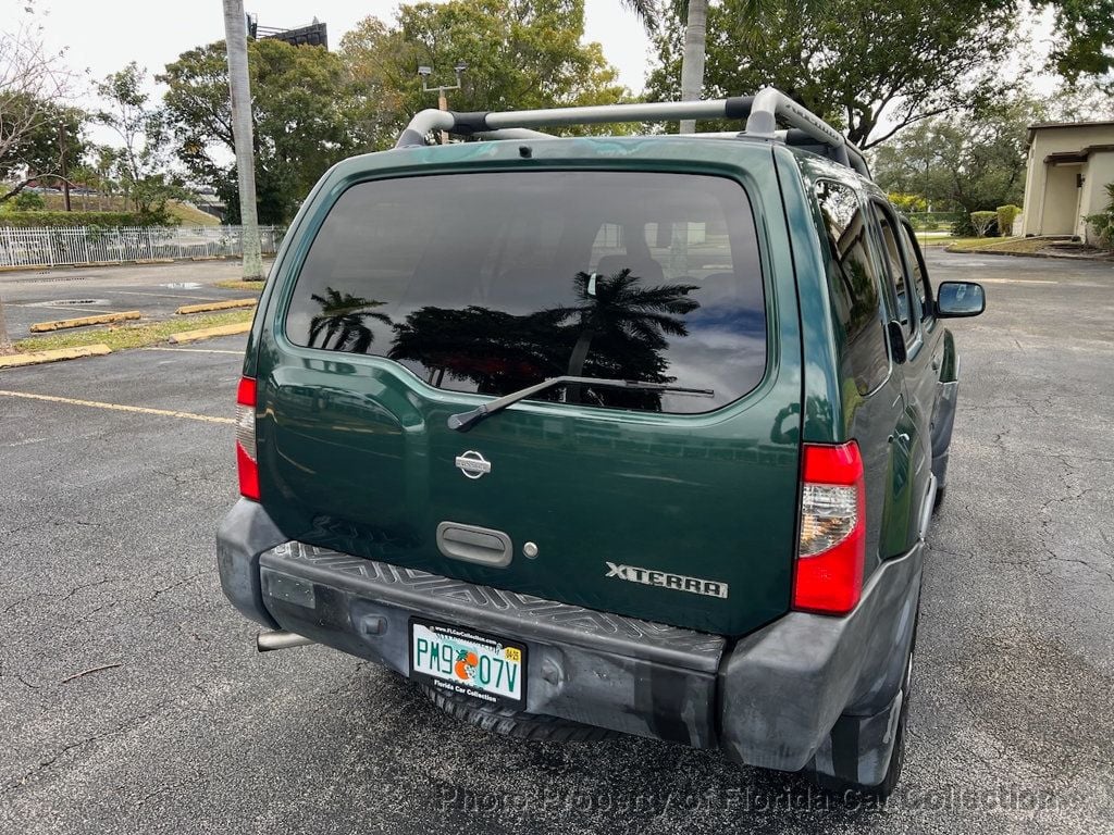 2001 Nissan Xterra SE photo 17