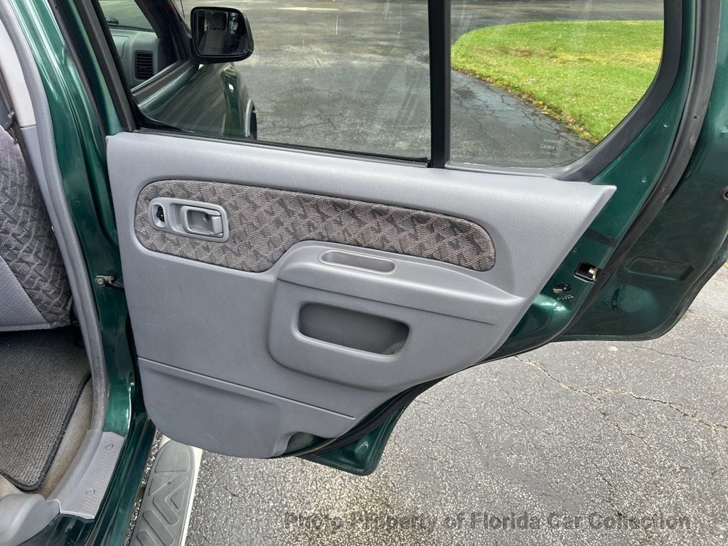 2001 Nissan Xterra SE photo 26