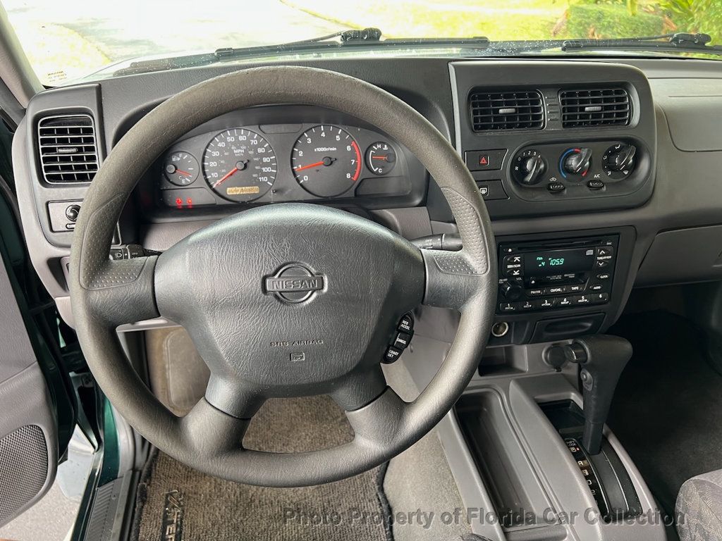 2001 Nissan Xterra SE photo 38