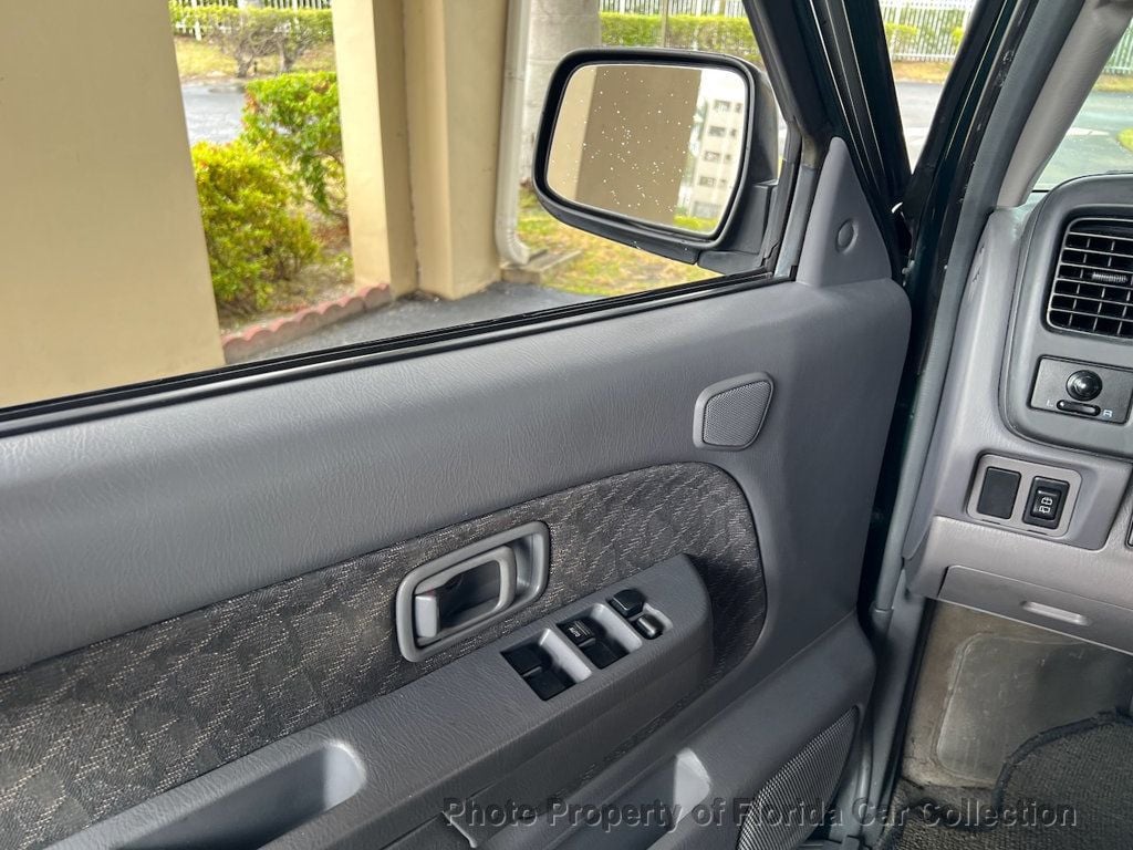 2001 Nissan Xterra SE photo 46