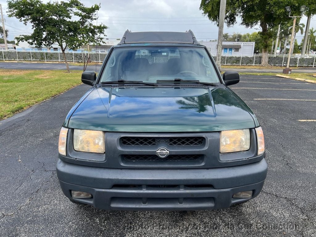 2001 Nissan Xterra SE photo 5
