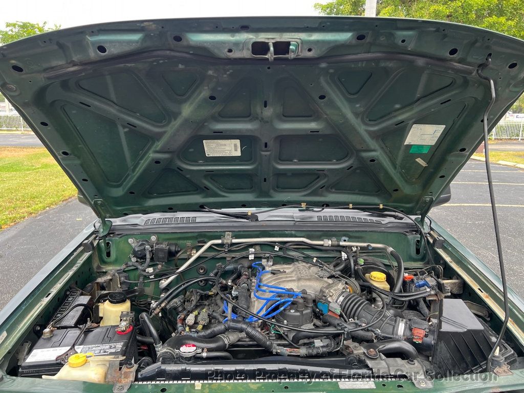 2001 Nissan Xterra SE photo 59