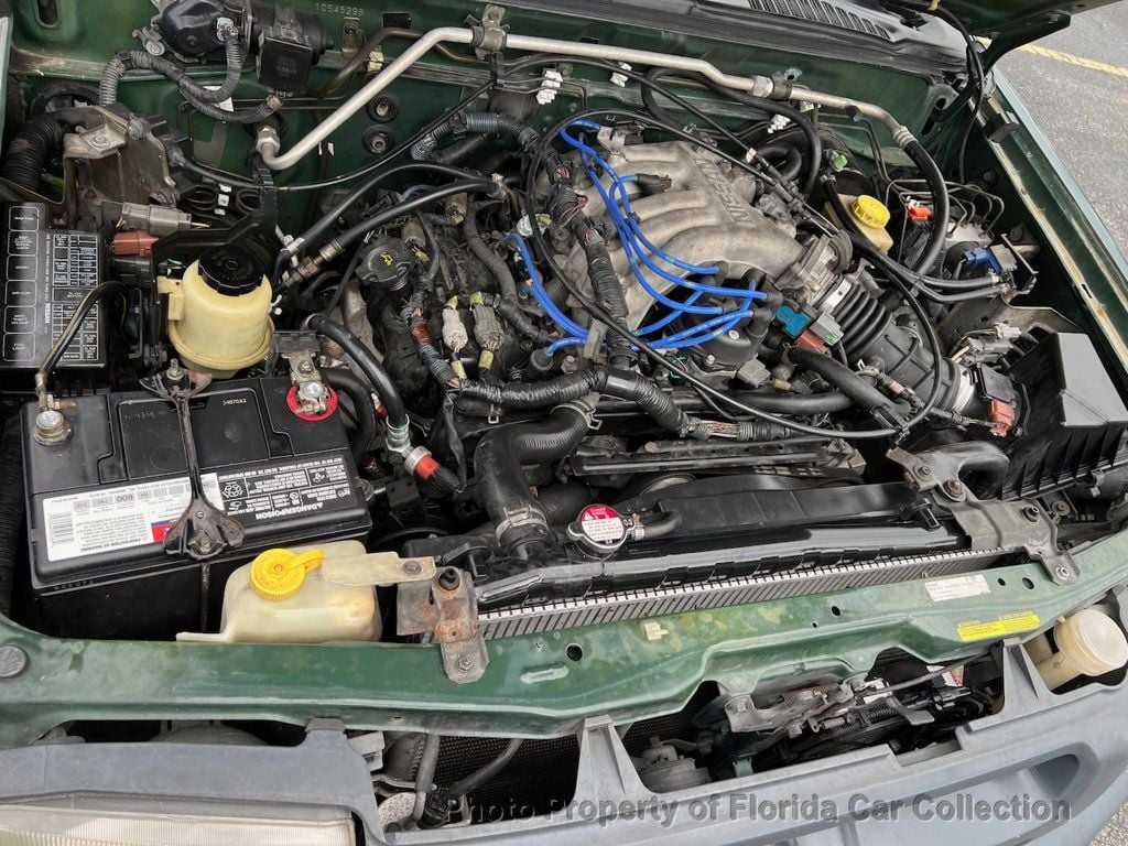 2001 Nissan Xterra SE photo 61