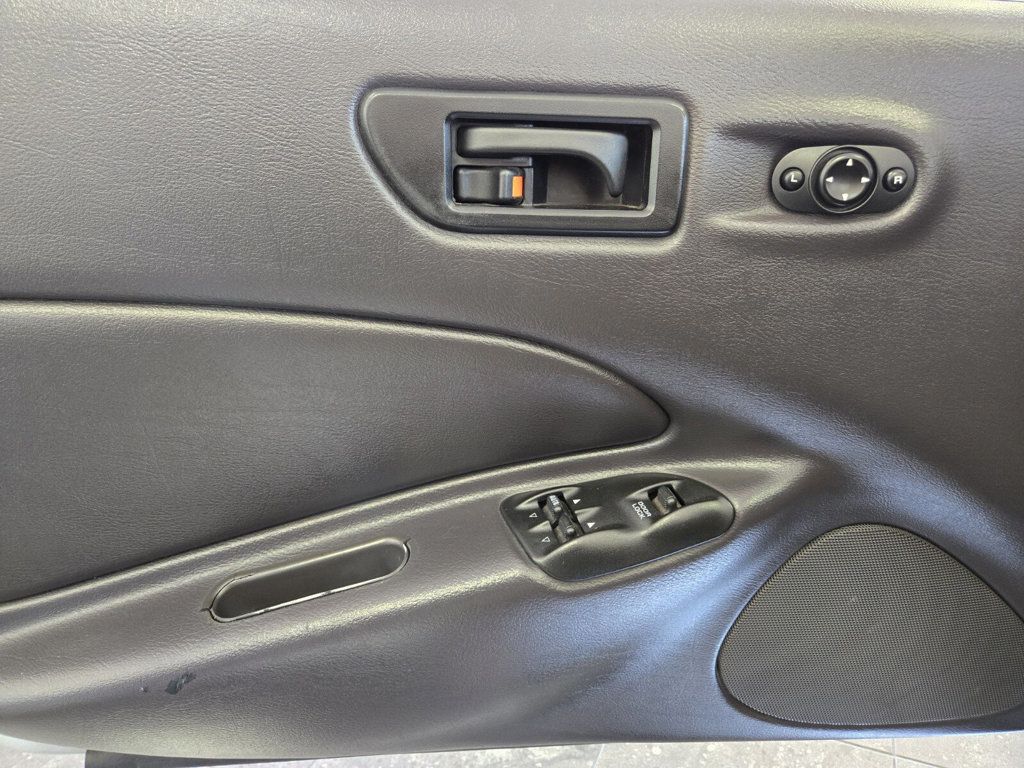 2001 Plymouth Prowler 2dr Roadster - 22975836 - 9