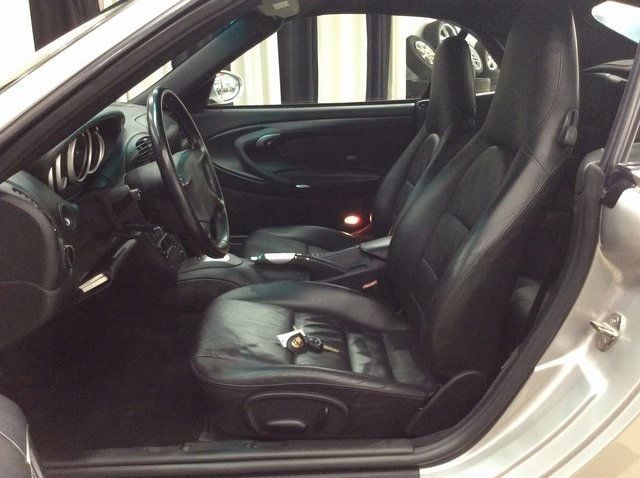 2001 Porsche 911 4 photo 13