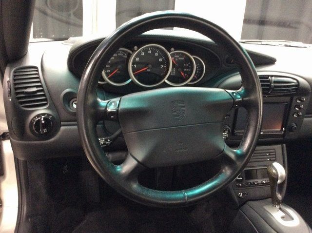 2001 Porsche 911 4 photo 15